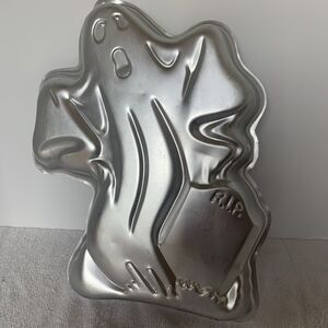 Wilton Scary Ghost Halloween‎ Goblin Cake Pan (502-2499, 1982)